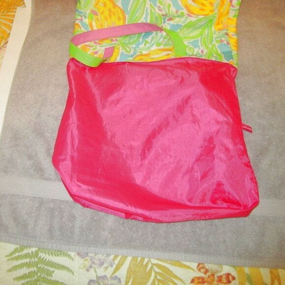 LILLY Pulitzer x ESTEE Lauder BEACH Tote BAG Tropical LEMONS Canvas SHOULDER - Picture 4 of 12